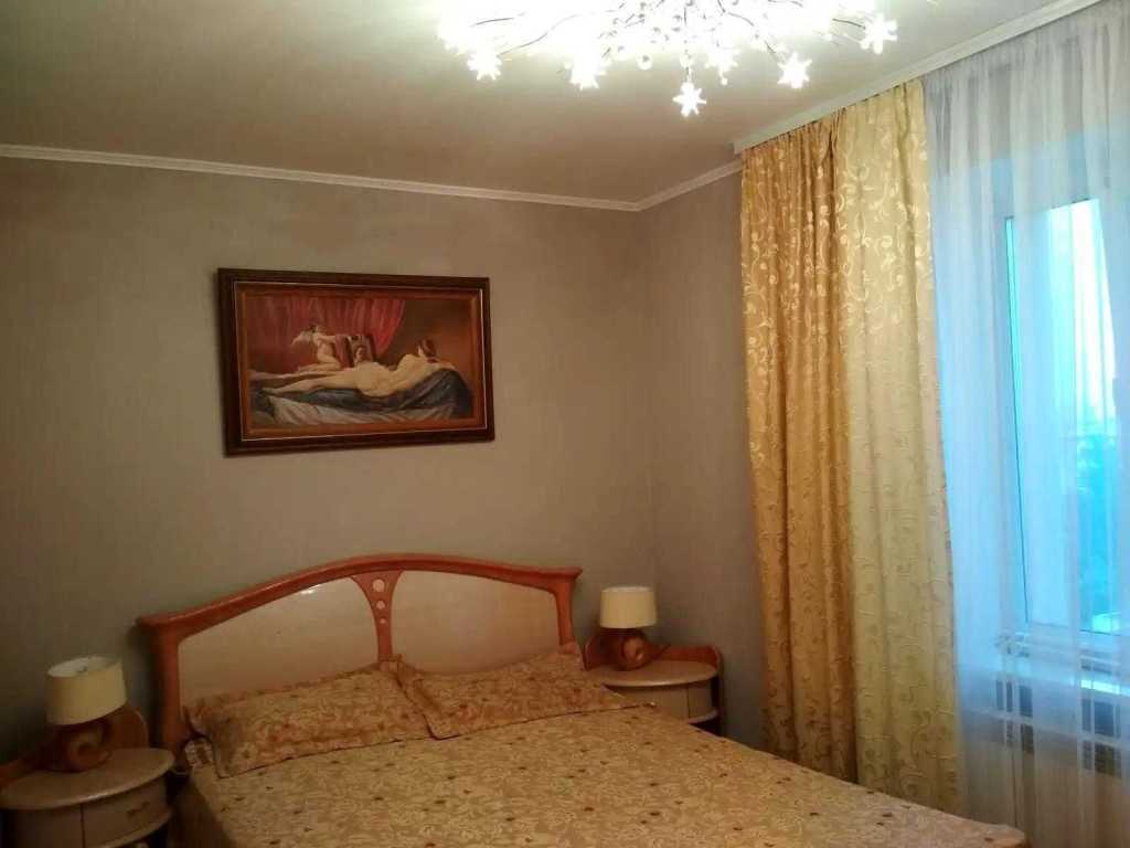 Продажа 3-комнатной квартиры 87 м², Богатырская ул., 6/1