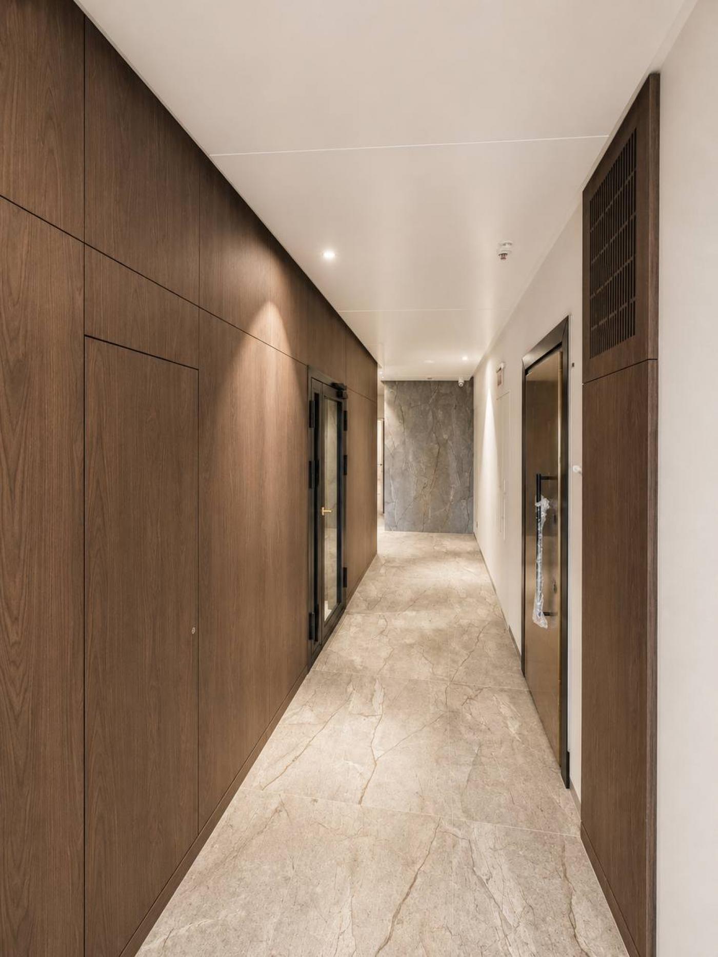 Продажа 2-комнатной квартиры 76 м², Старонаводницкая ул.