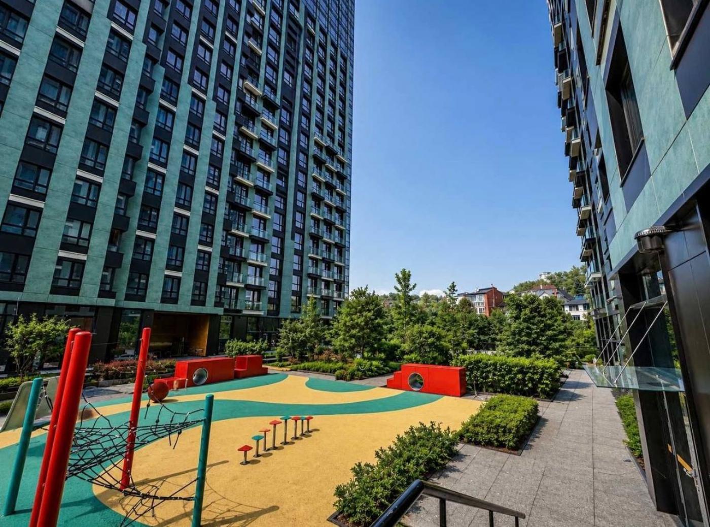 Продажа 2-комнатной квартиры 76 м², Старонаводницкая ул.