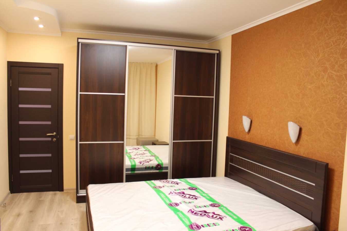Аренда 1-комнатной квартиры 70 м², Коперника ул., 3