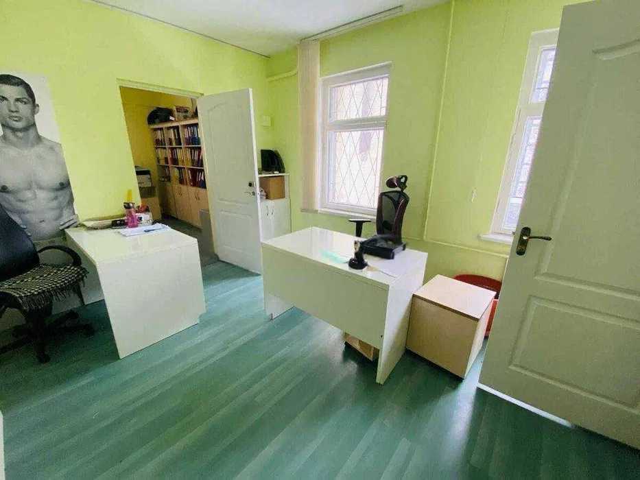 Продаж будинку 600 м², Паньківська, 6б