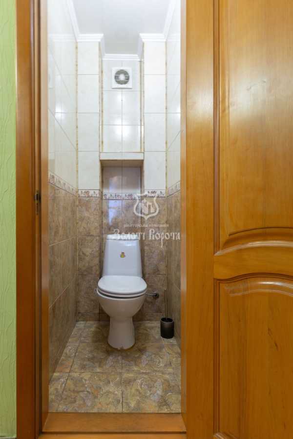 Продаж 3-кімнатної квартири 72 м², Володимира Антоновича вул., 104
