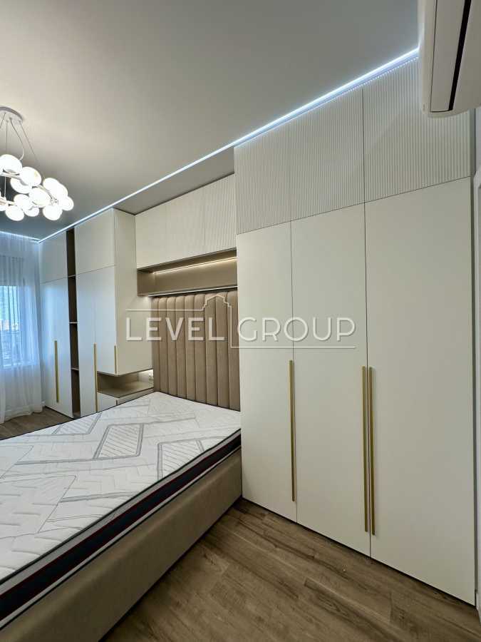 Продажа 2-комнатной квартиры 77 м², Никольско-Слободская ул., 3Б