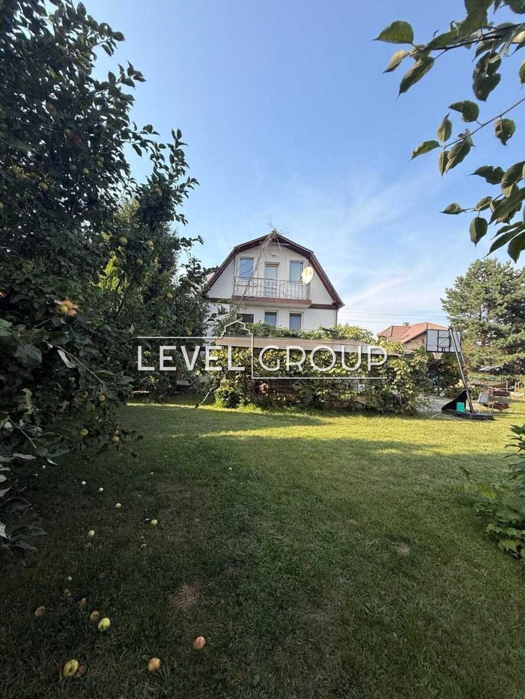 Продаж будинку 135 м², Ветеранська, 5