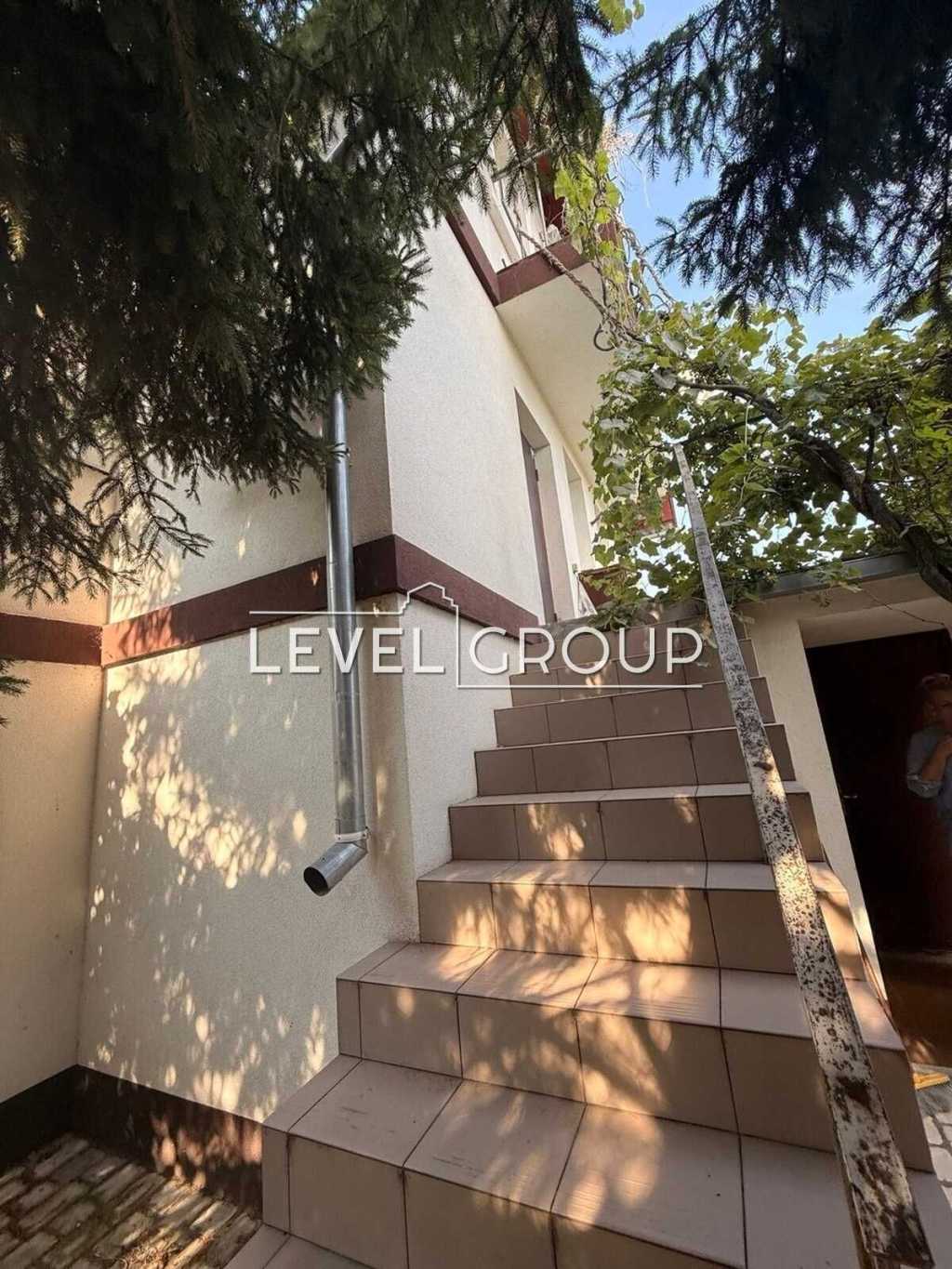Продаж будинку 135 м², Ветеранська, 5