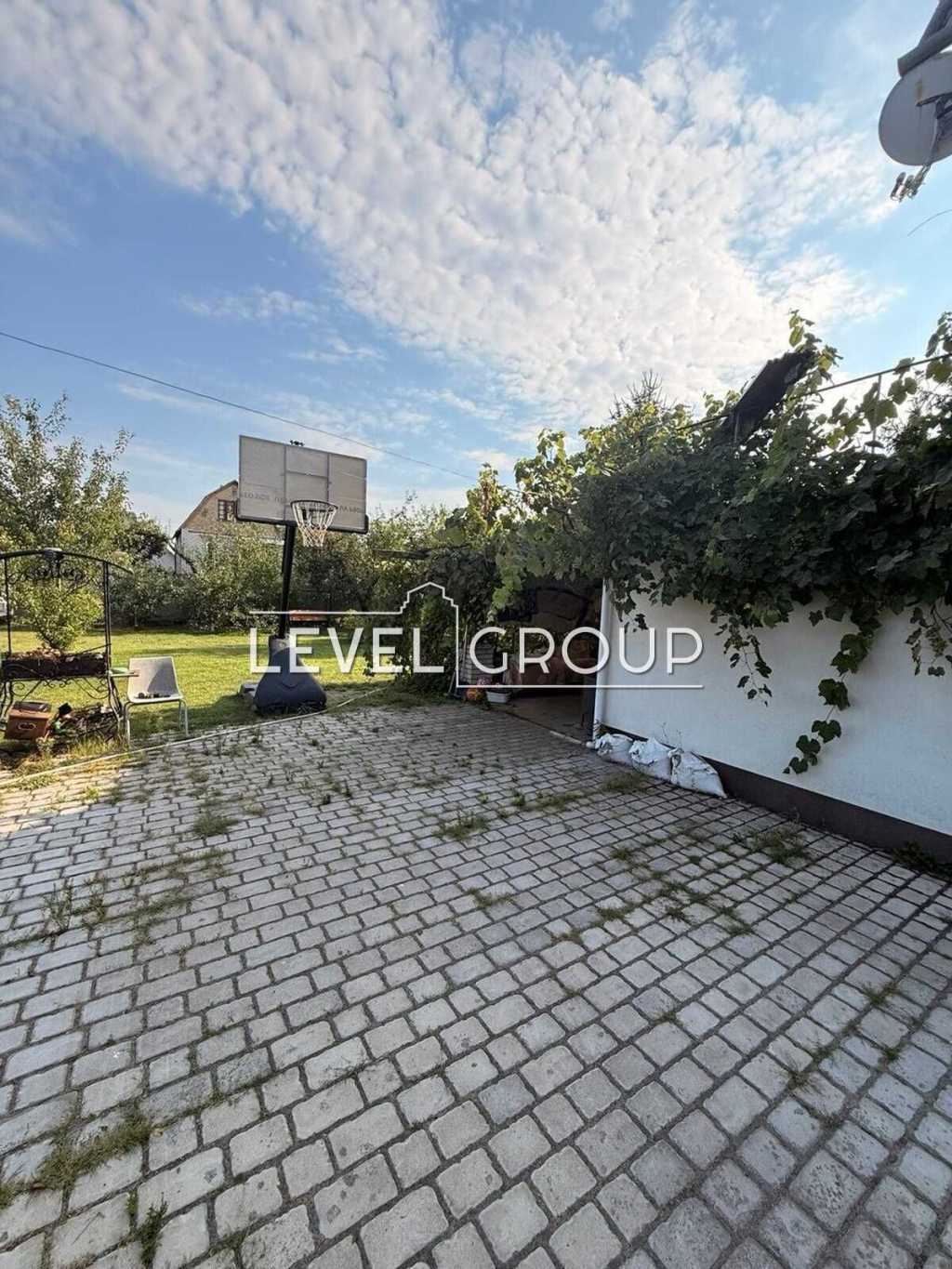 Продаж будинку 135 м², Ветеранська, 5