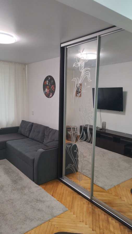 Оренда 3-кімнатної квартири 56 м², Чоколівський бул., 29