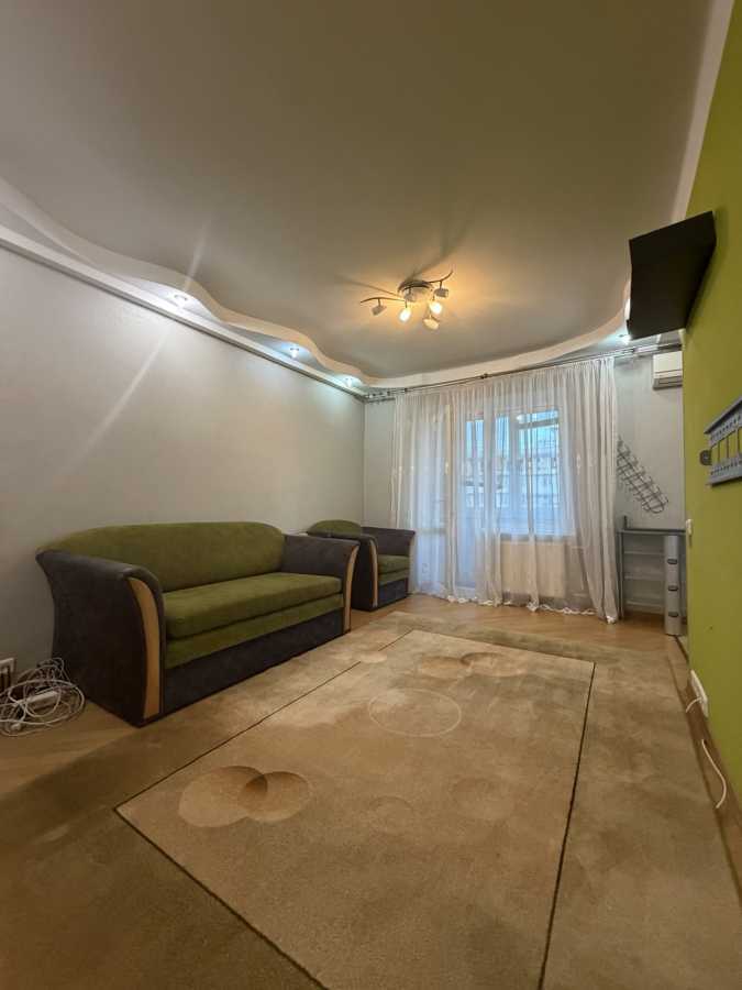 Аренда 3-комнатной квартиры 68 м², Днепровская наб., 7А