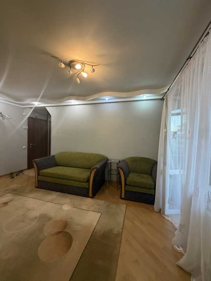 Аренда 3-комнатной квартиры 68 м², Днепровская наб., 7А