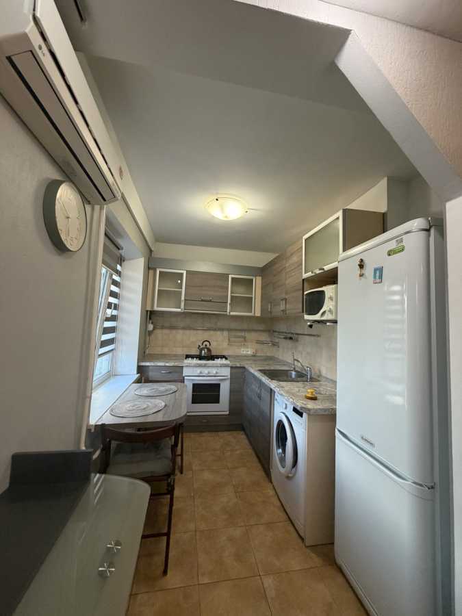 Аренда 3-комнатной квартиры 68 м², Днепровская наб., 7А