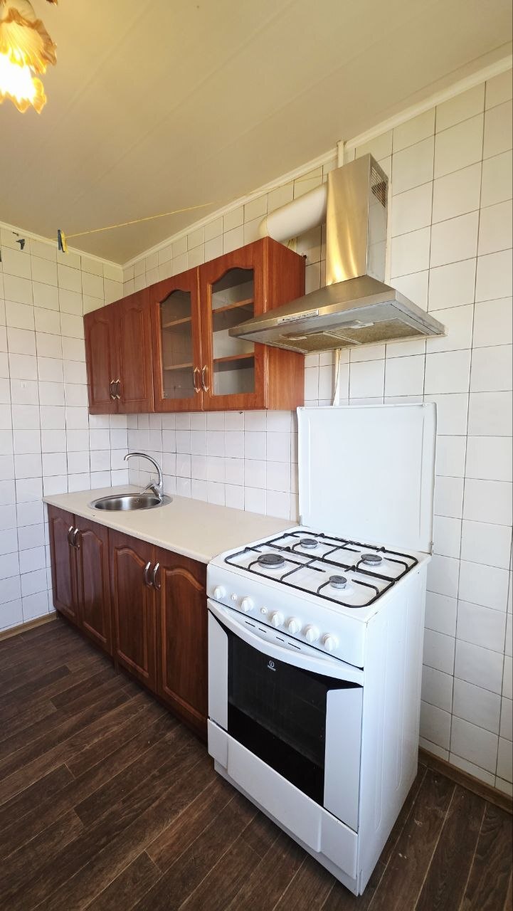 Продаж 2-кімнатної квартири 50 м², Космодромна вул.