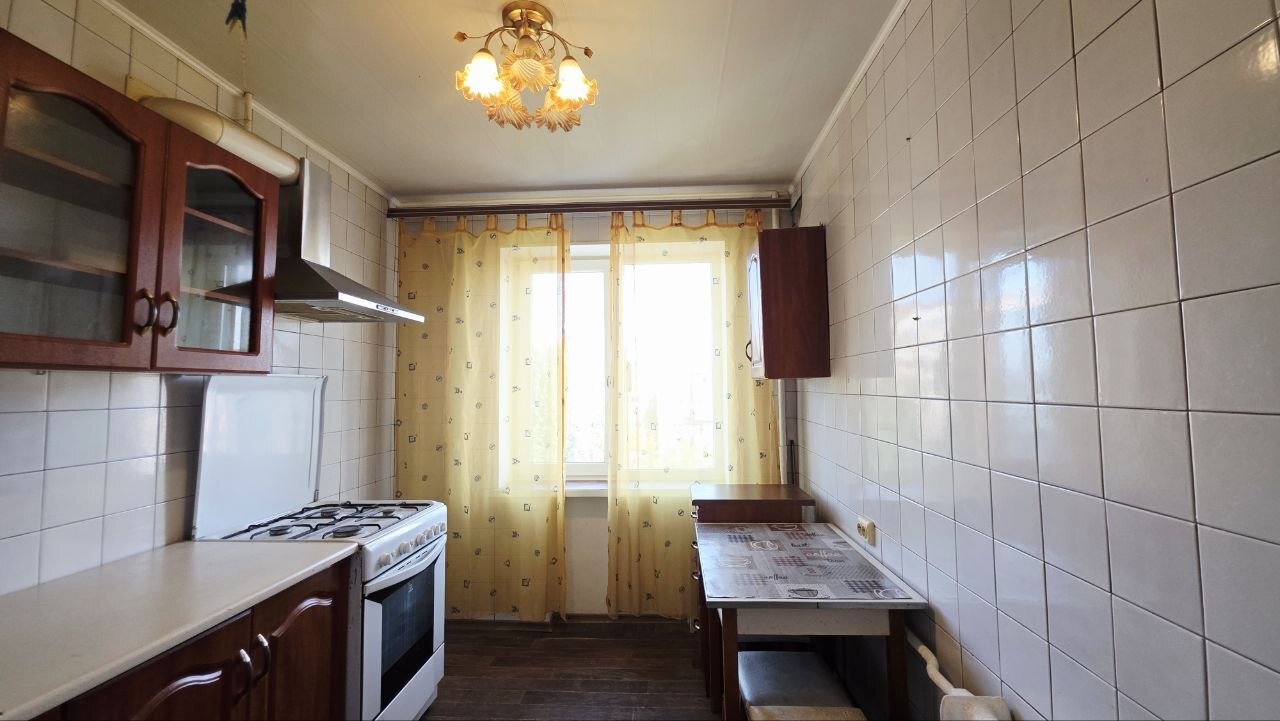 Продаж 2-кімнатної квартири 50 м², Космодромна вул.