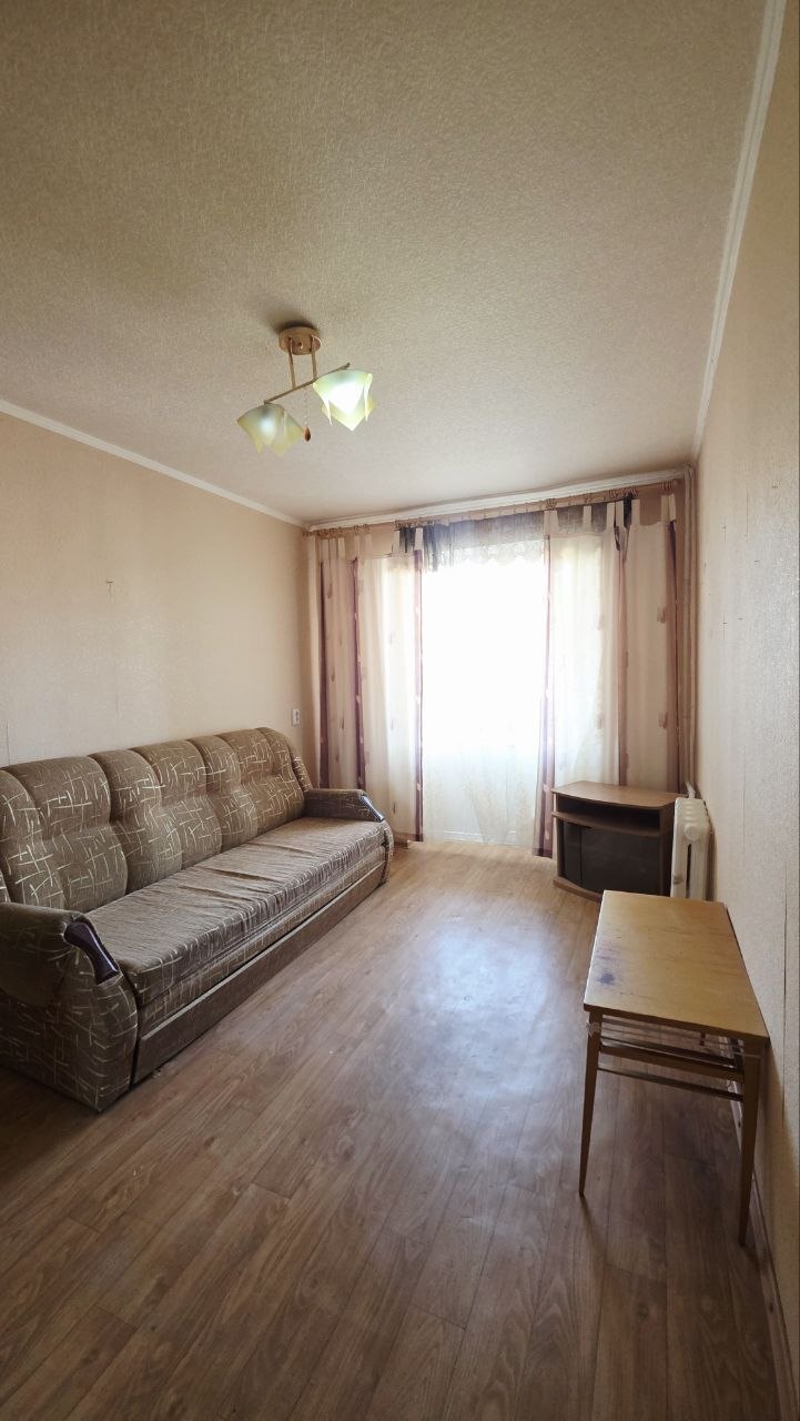 Продаж 2-кімнатної квартири 50 м², Космодромна вул.