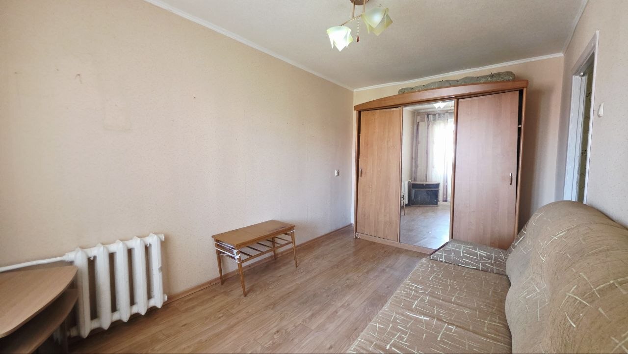 Продаж 2-кімнатної квартири 50 м², Космодромна вул.