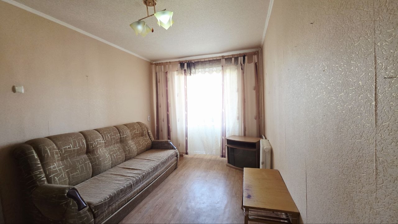 Продаж 2-кімнатної квартири 50 м², Космодромна вул.