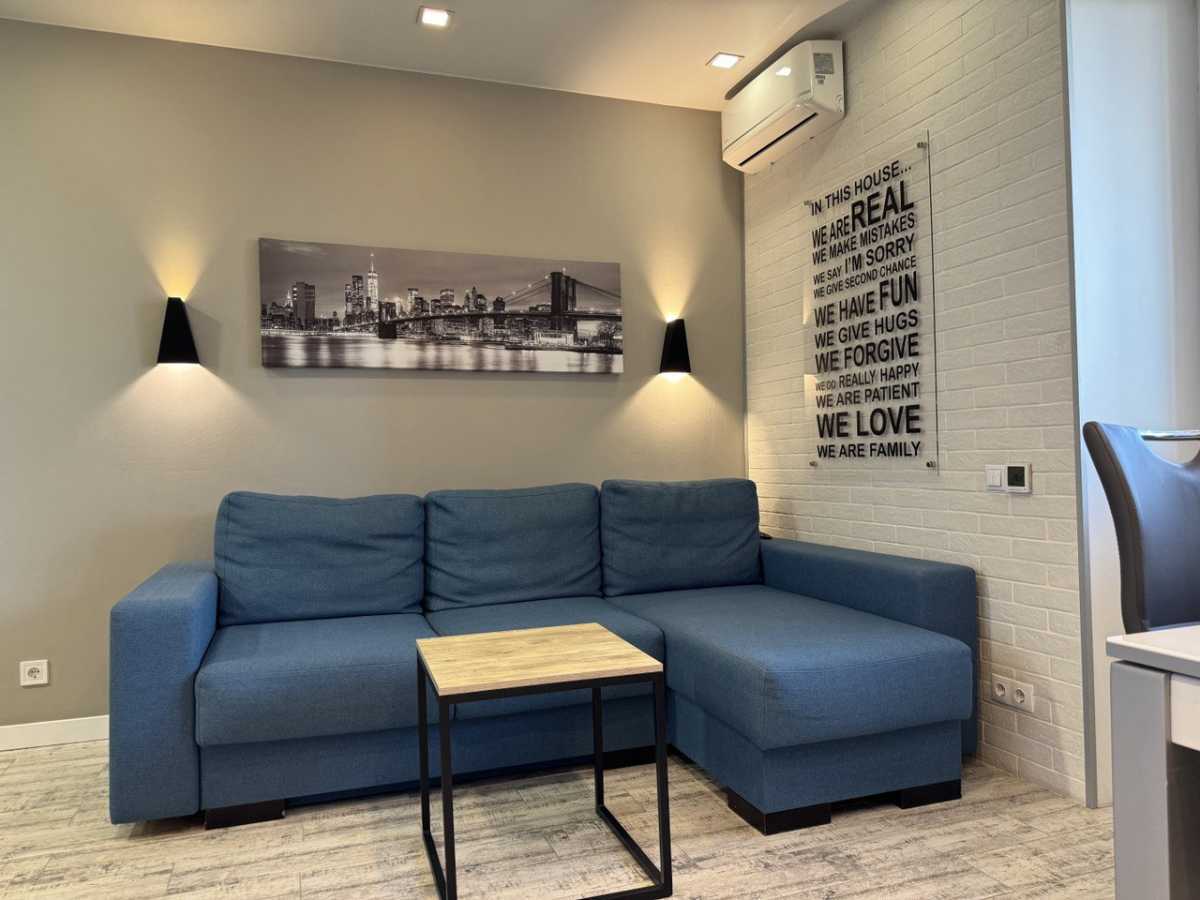 Продажа 2-комнатной квартиры 60 м², Новомостицкая ул., 15