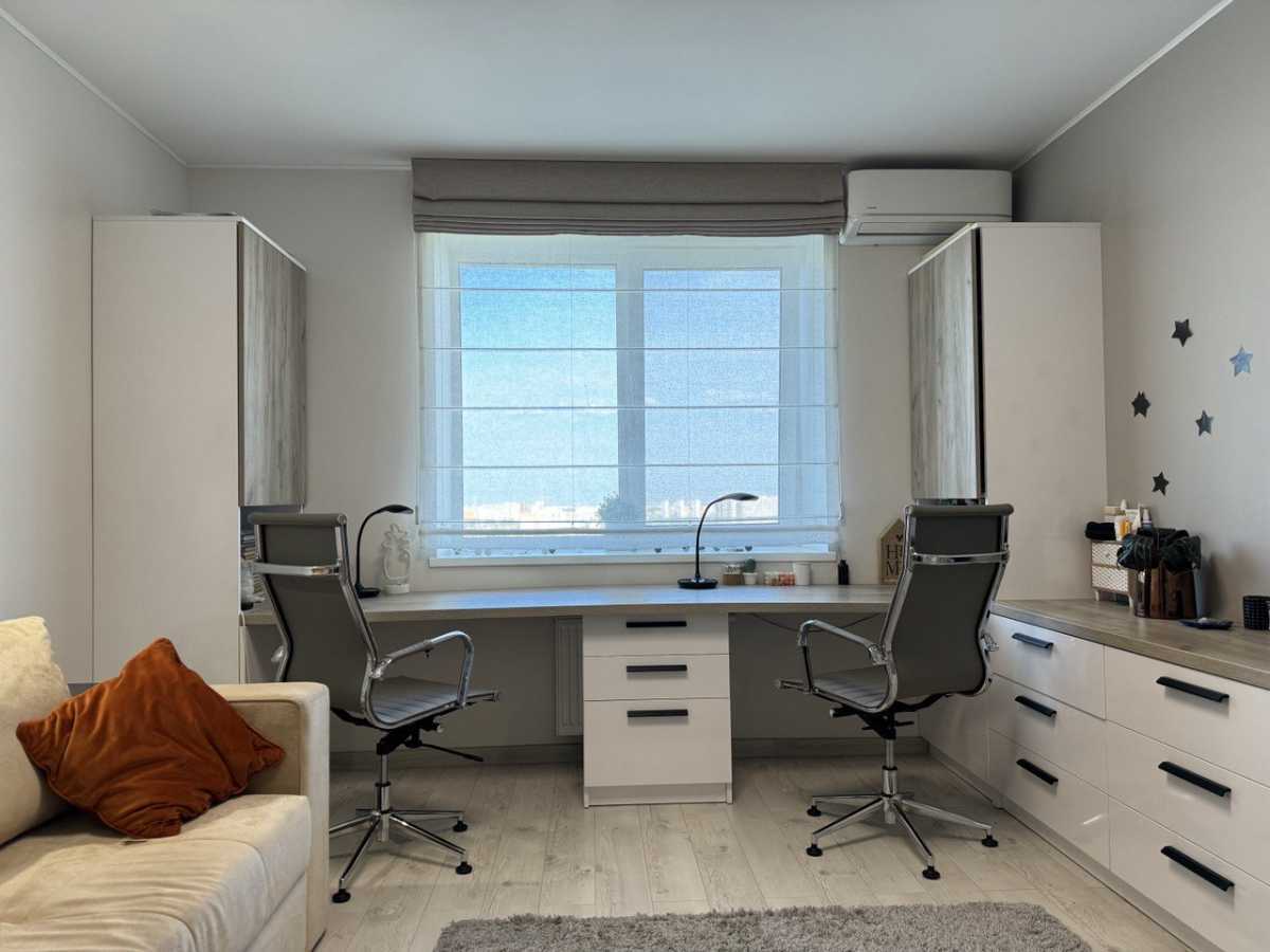 Продажа 2-комнатной квартиры 60 м², Новомостицкая ул., 15