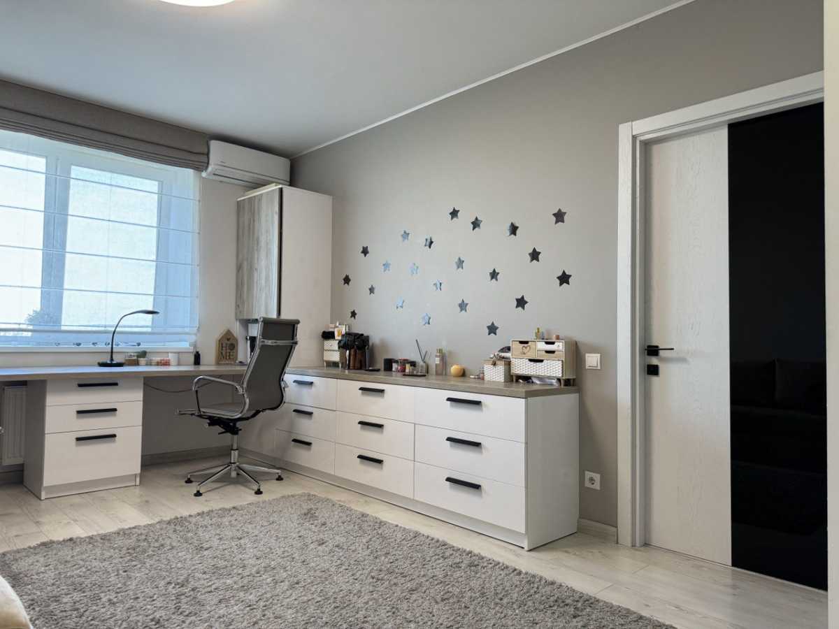 Продажа 2-комнатной квартиры 60 м², Новомостицкая ул., 15