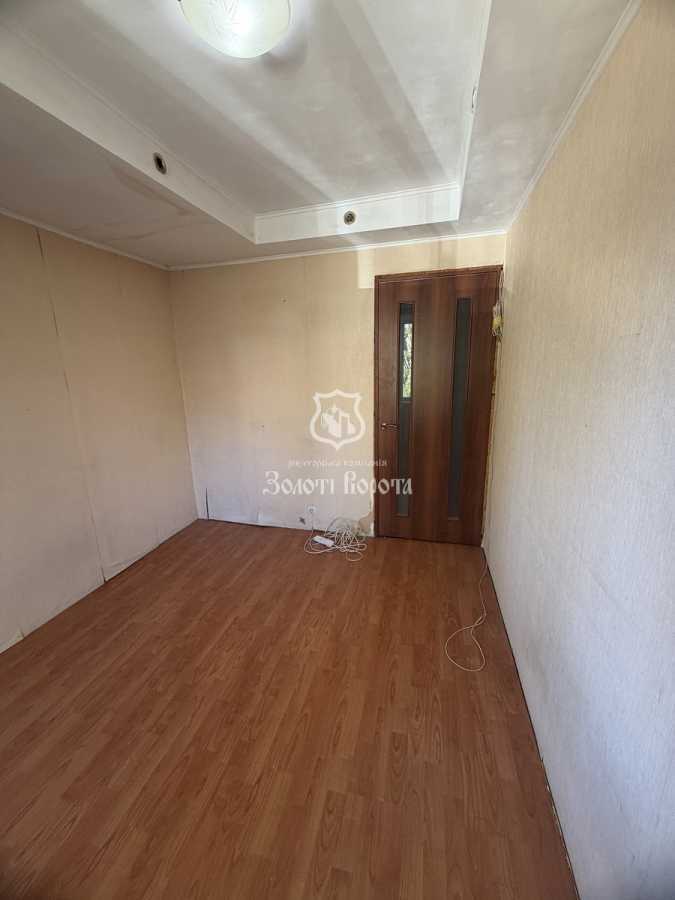 Продаж 2-кімнатної квартири 41.7 м², Соборності просп., 1В