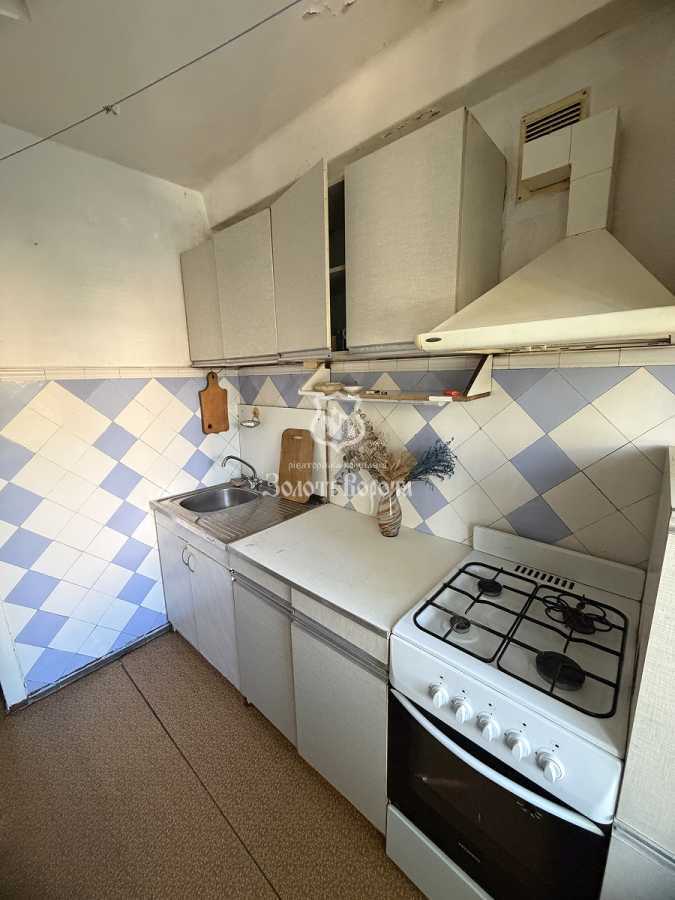 Продаж 2-кімнатної квартири 41.7 м², Соборності просп., 1В