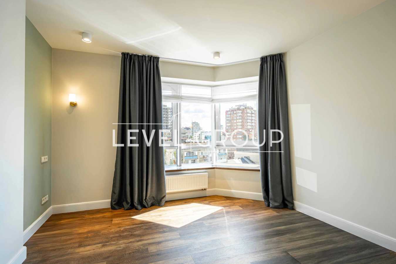 Продажа 2-комнатной квартиры 75.7 м², Златоустовская ул., 25