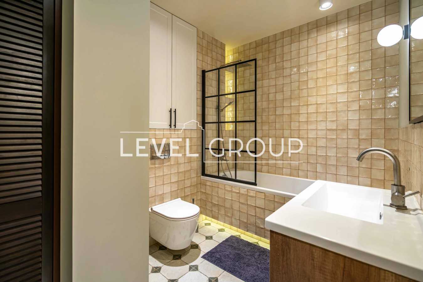 Продажа 2-комнатной квартиры 75.7 м², Златоустовская ул., 25