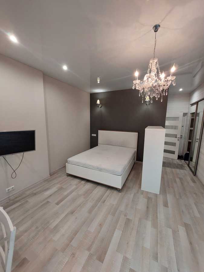 Аренда 1-комнатной квартиры 47 м², Жилянская ул., 118