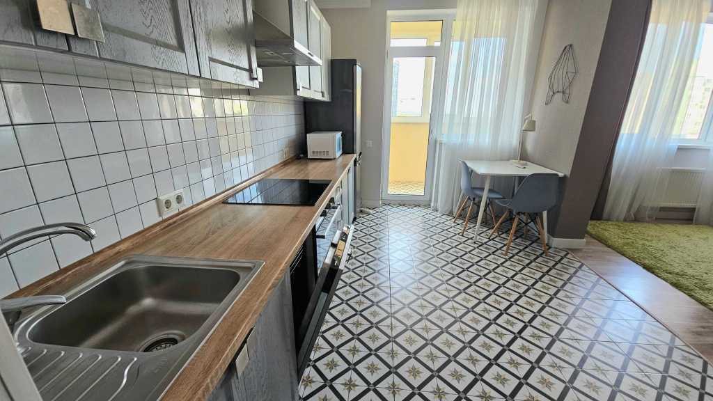 Продажа 1-комнатной квартиры 42 м², Андрея Аболмасова ул., 4а
