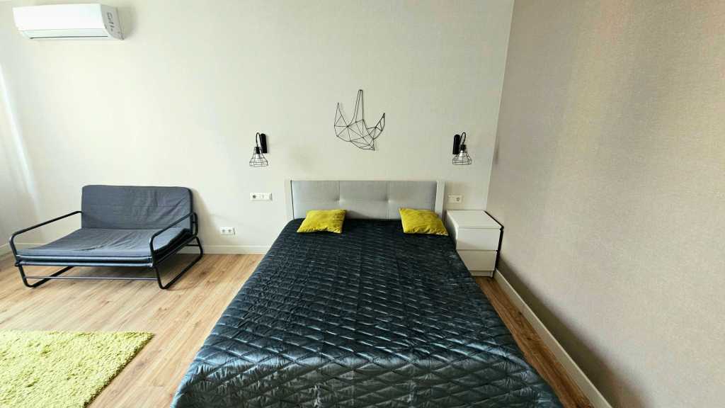 Продажа 1-комнатной квартиры 42 м², Андрея Аболмасова ул., 4а