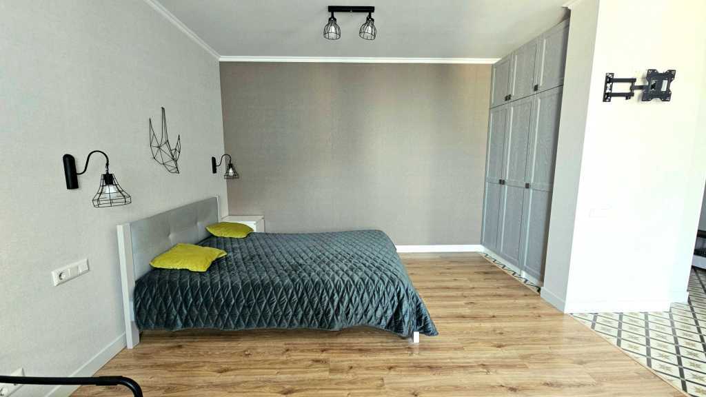 Продажа 1-комнатной квартиры 42 м², Андрея Аболмасова ул., 4а