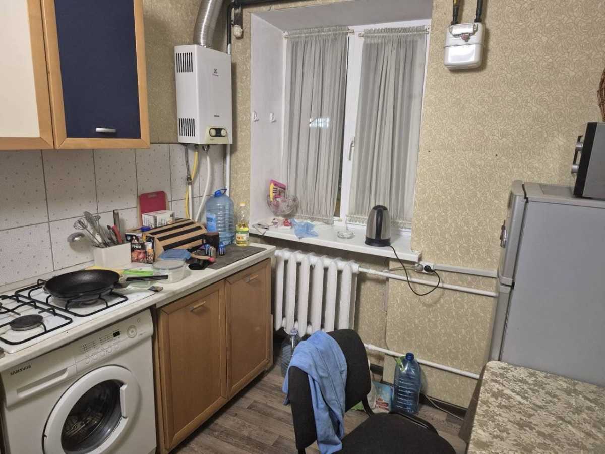 Продаж 4-кімнатної квартири 90 м², Мануиловском