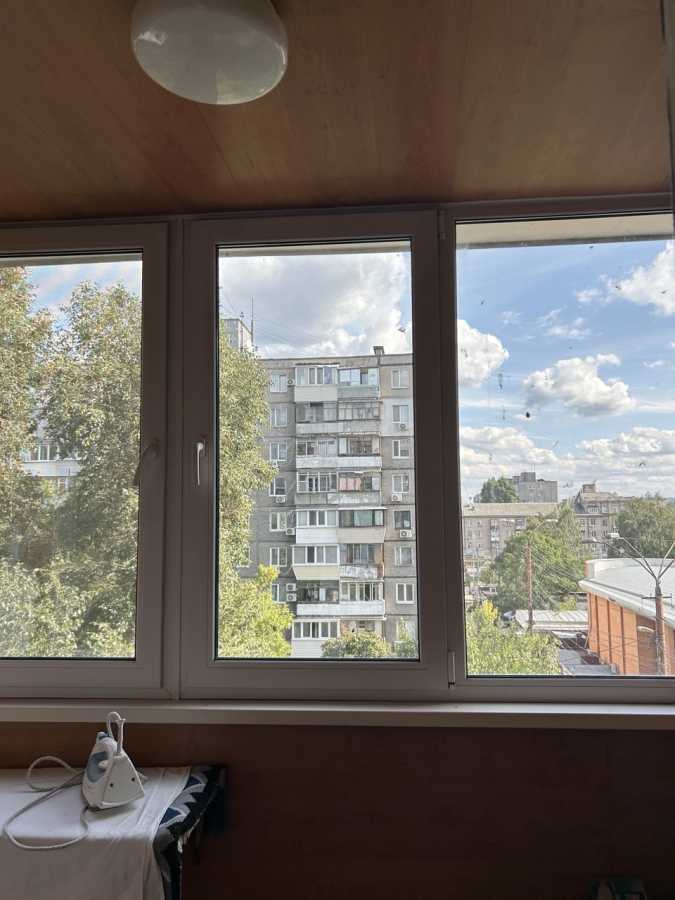 Продаж 4-кімнатної квартири 90 м², Мануиловском