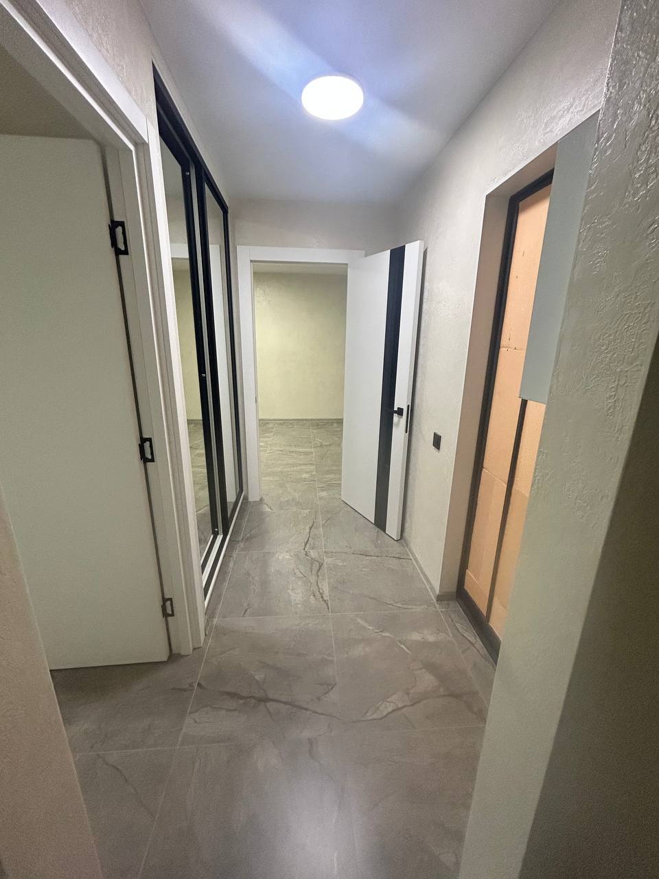 Продажа 2-комнатной квартиры 48 м², Метростроевская ул.