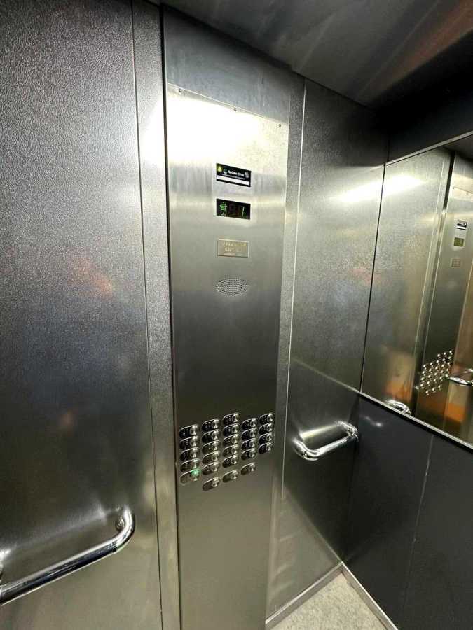 Продаж 2-кімнатної квартири 71 м², Родини Крістерів, 2