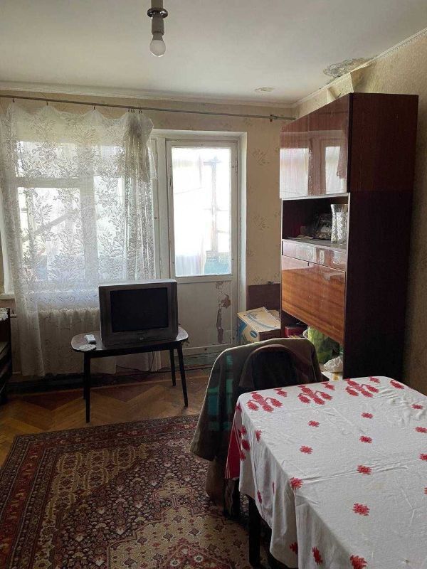 Продаж 2-кімнатної квартири 44 м², Богдана Хмельницького вул.