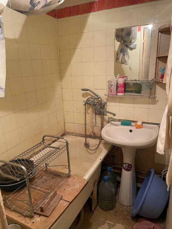 Продаж 2-кімнатної квартири 44 м², Богдана Хмельницького вул.
