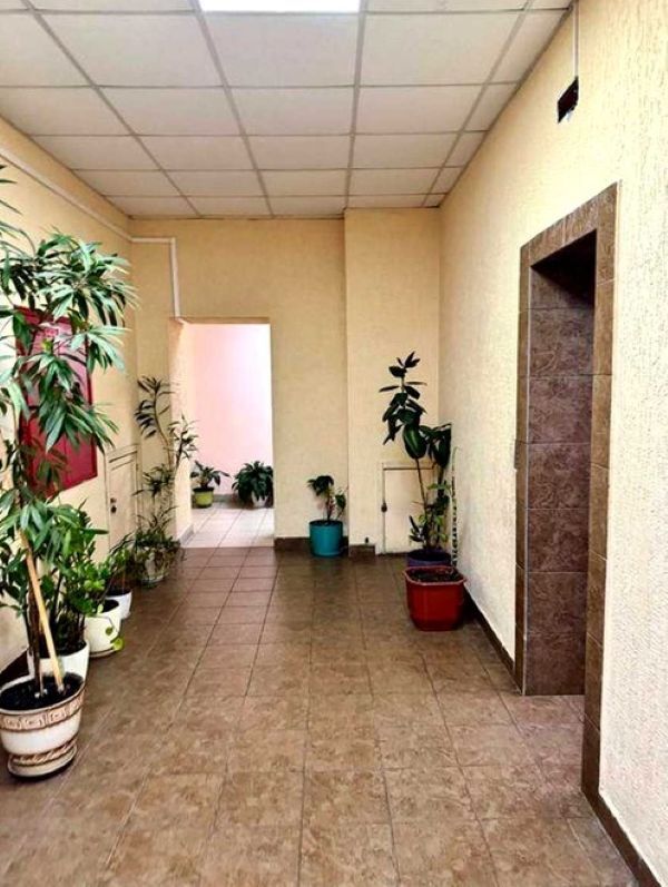 Продаж 1-кімнатної квартири 43 м², Тополина вул., 7А