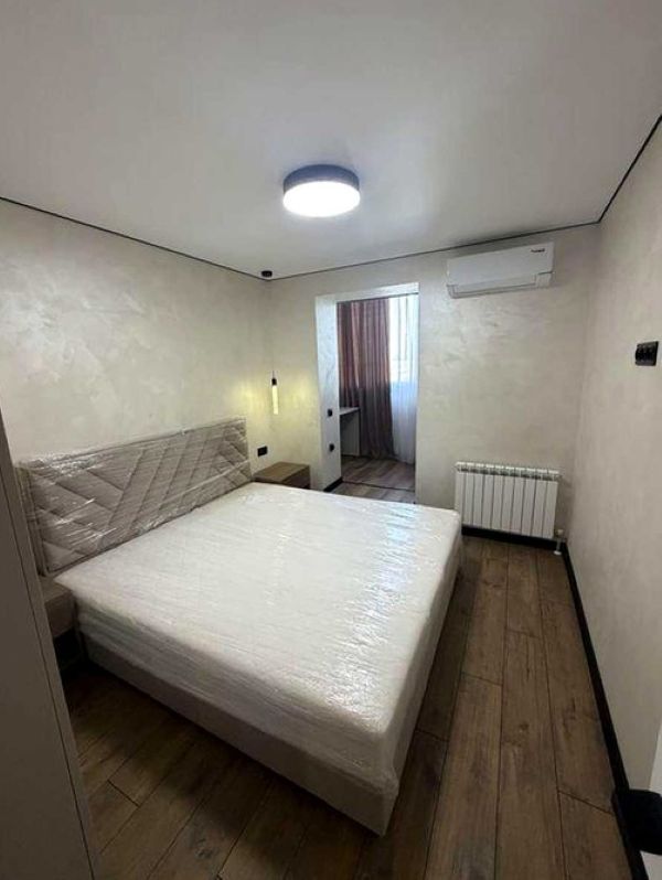 Продаж 1-кімнатної квартири 46 м², Краснопільська вул.