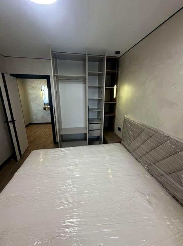Продаж 1-кімнатної квартири 46 м², Краснопільська вул.