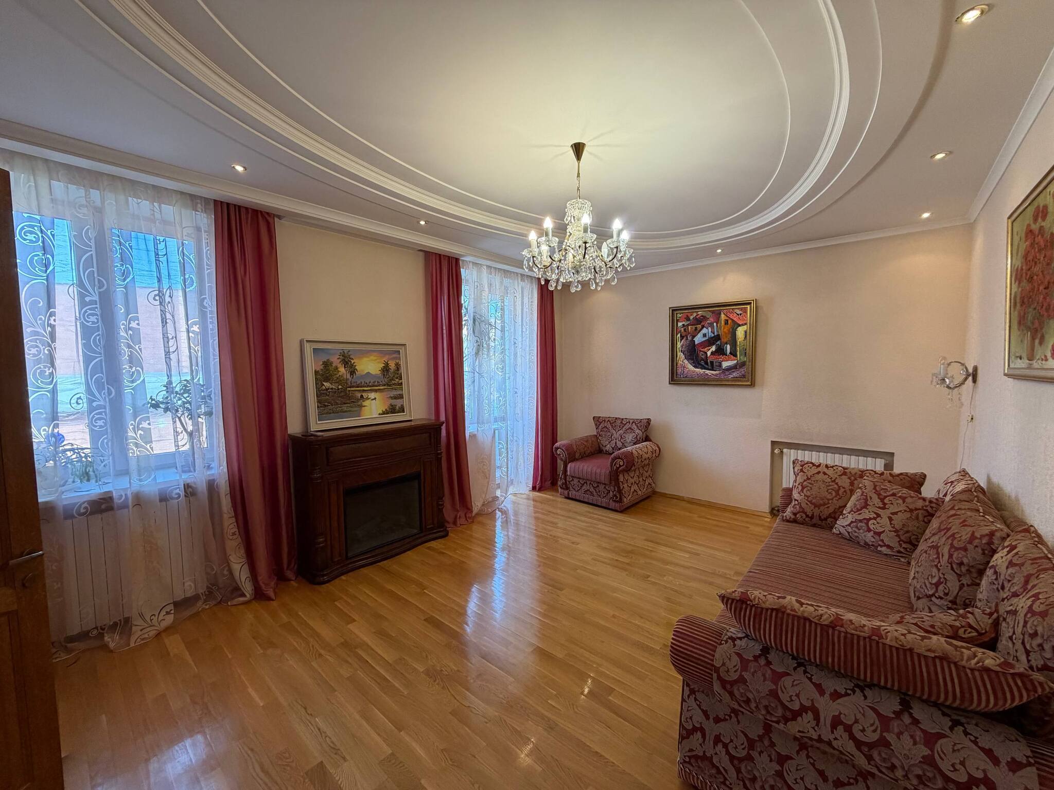 Аренда 4-комнатной квартиры 150 м², Гагарина просп.
