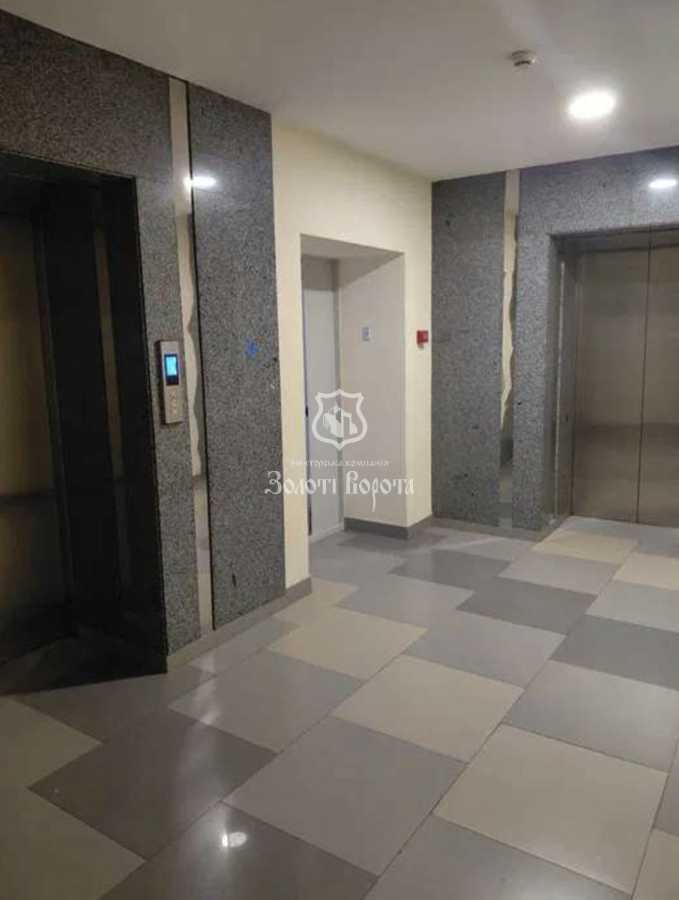 Продаж 1-кімнатної квартири 24 м², Машинобудівна вул., 41