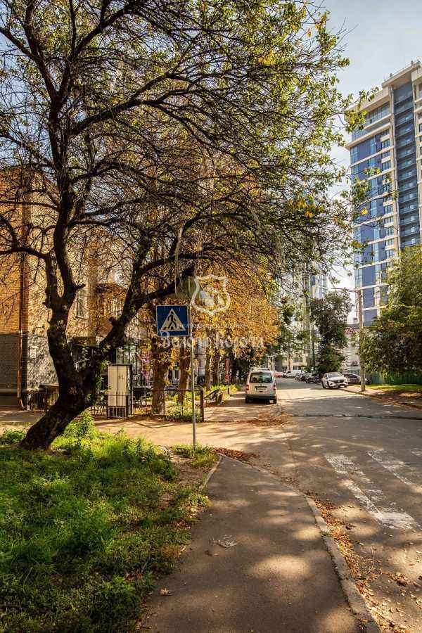 Продажа офиса 64 м², Зверинецкая ул., 61