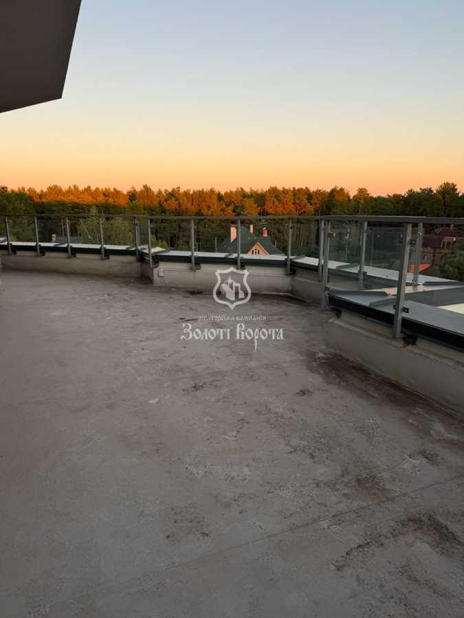 Продаж 4-кімнатної квартири 123.1 м², Радистів вул., 40