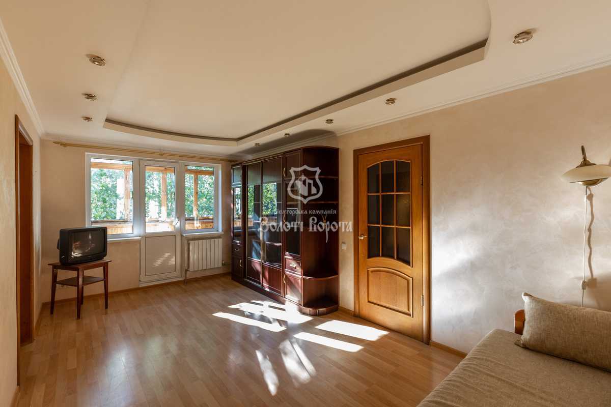 Продажа 2-комнатной квартиры 46 м², Метростроевская ул., 7