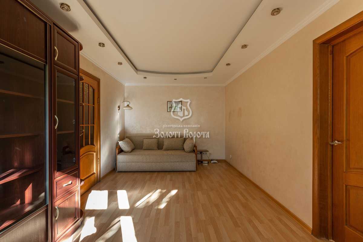 Продажа 2-комнатной квартиры 46 м², Метростроевская ул., 7