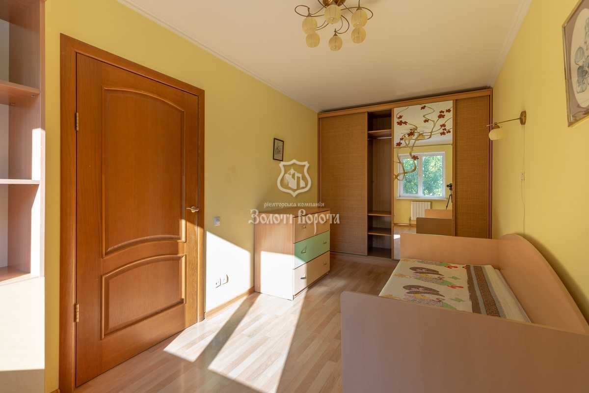 Продажа 2-комнатной квартиры 46 м², Метростроевская ул., 7
