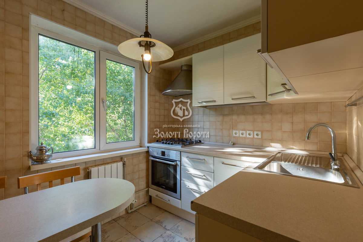 Продажа 2-комнатной квартиры 46 м², Метростроевская ул., 7