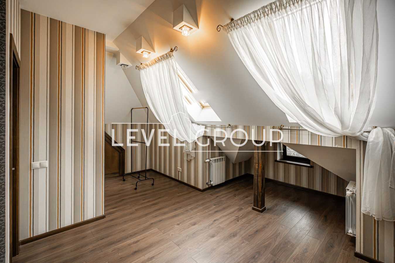 Продажа дома 262 м², Юлианська, 53