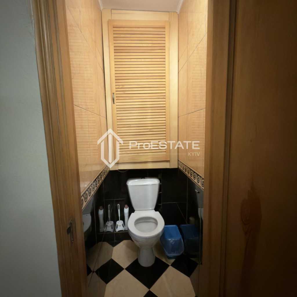 Продажа 2-комнатной квартиры 65 м², Братиславская ул., 7