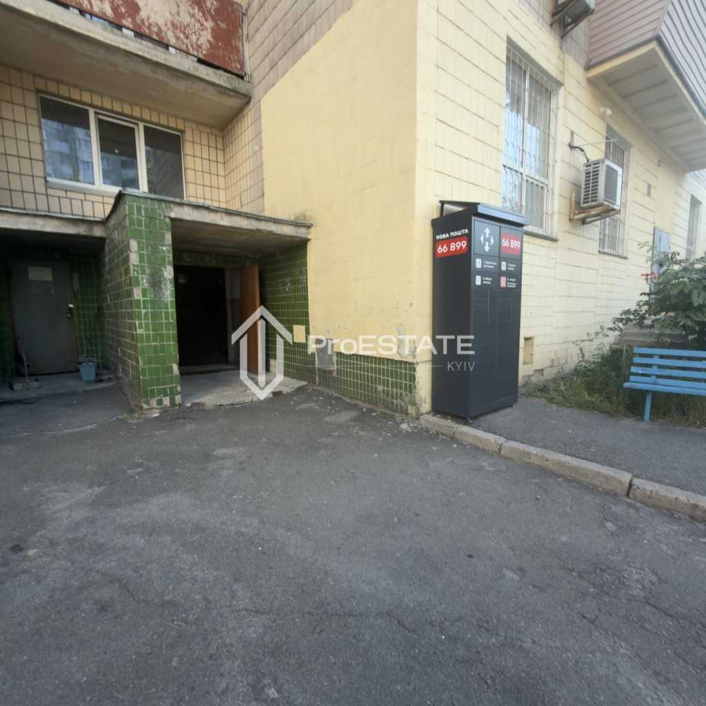 Продажа 2-комнатной квартиры 65 м², Братиславская ул., 7